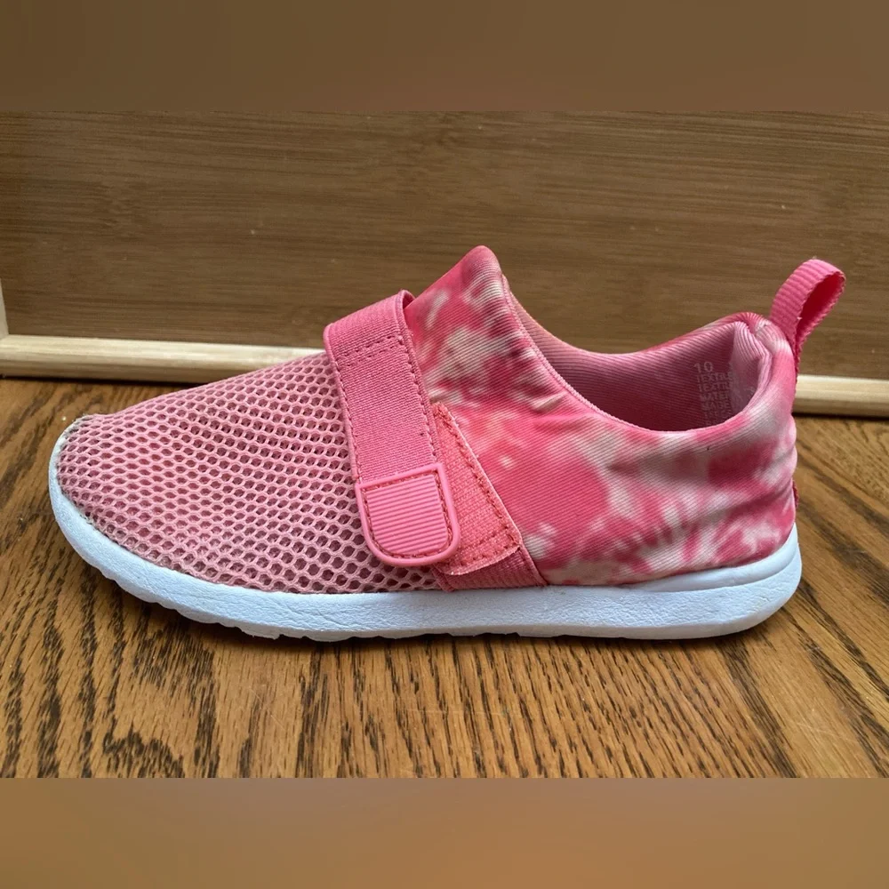 Cat & Jack comfortable pink